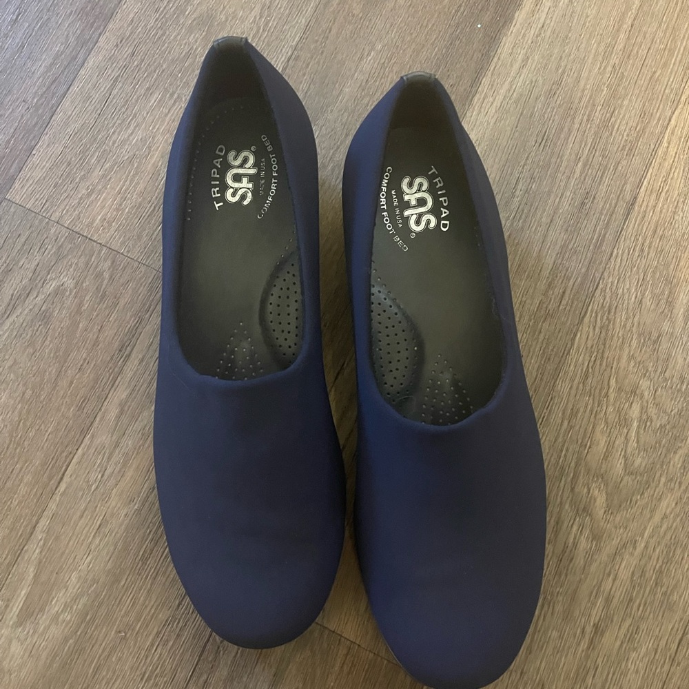 SAS wedge shoe